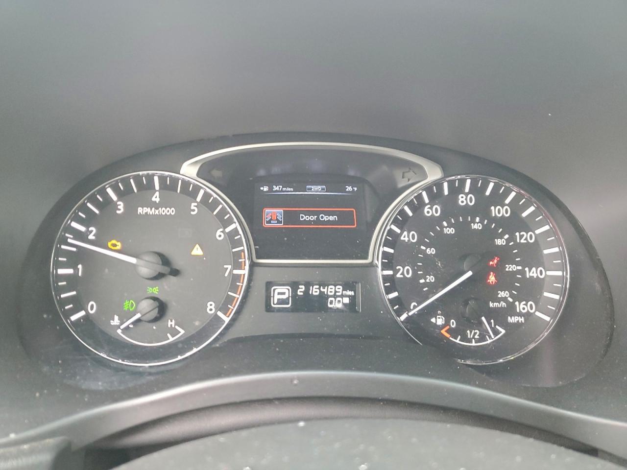 Nissan Pathfinder S Image 6