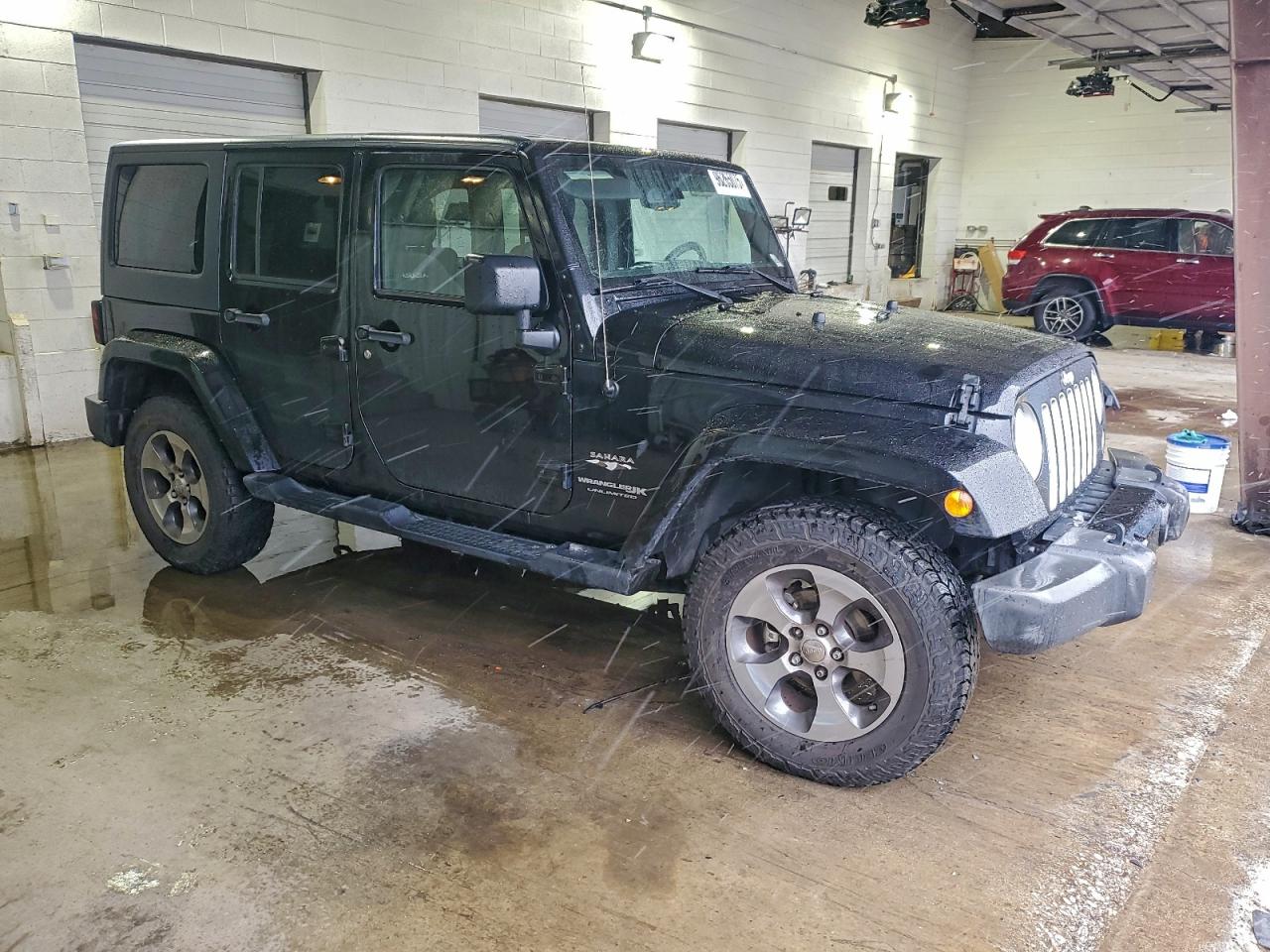 Jeep Wrangler Sahara Image 2