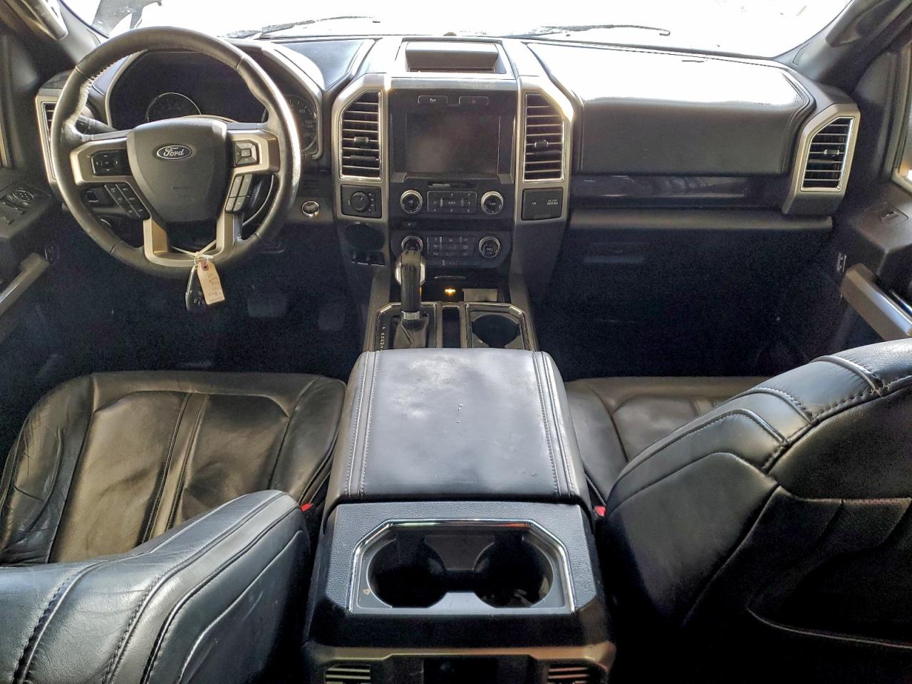 Ford F-150 Supercrew Image 11