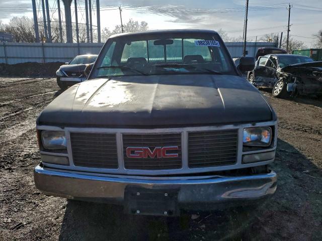 GMC Sierra C1500 Image 8