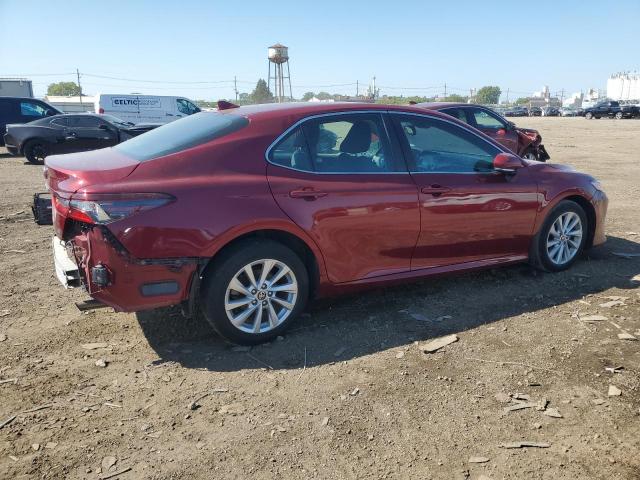 Toyota Camry Le Image 3