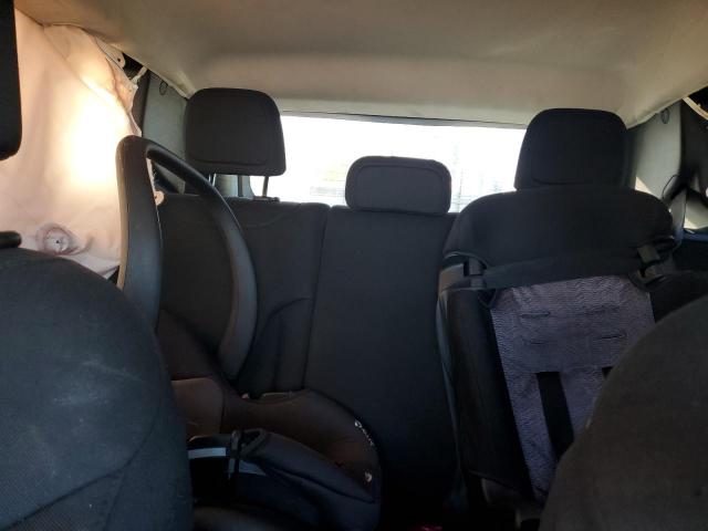 Jeep Renegade Latitude Image 2