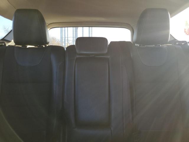 Ford Escape Titanium Image 8