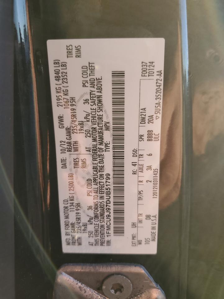 Ford Escape Titanium Image 2