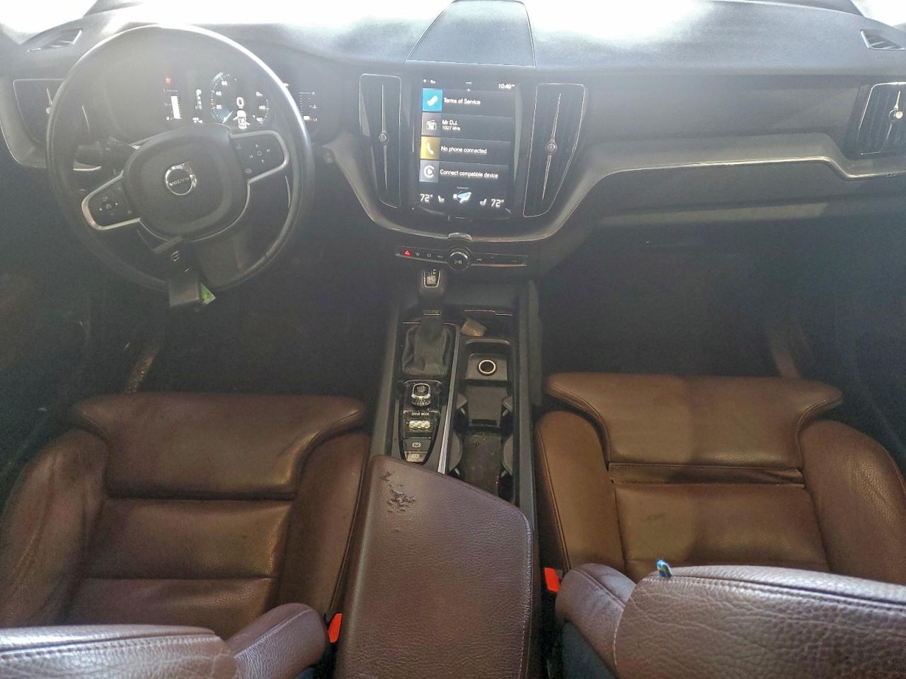 Volvo XC60 T5 Image 11