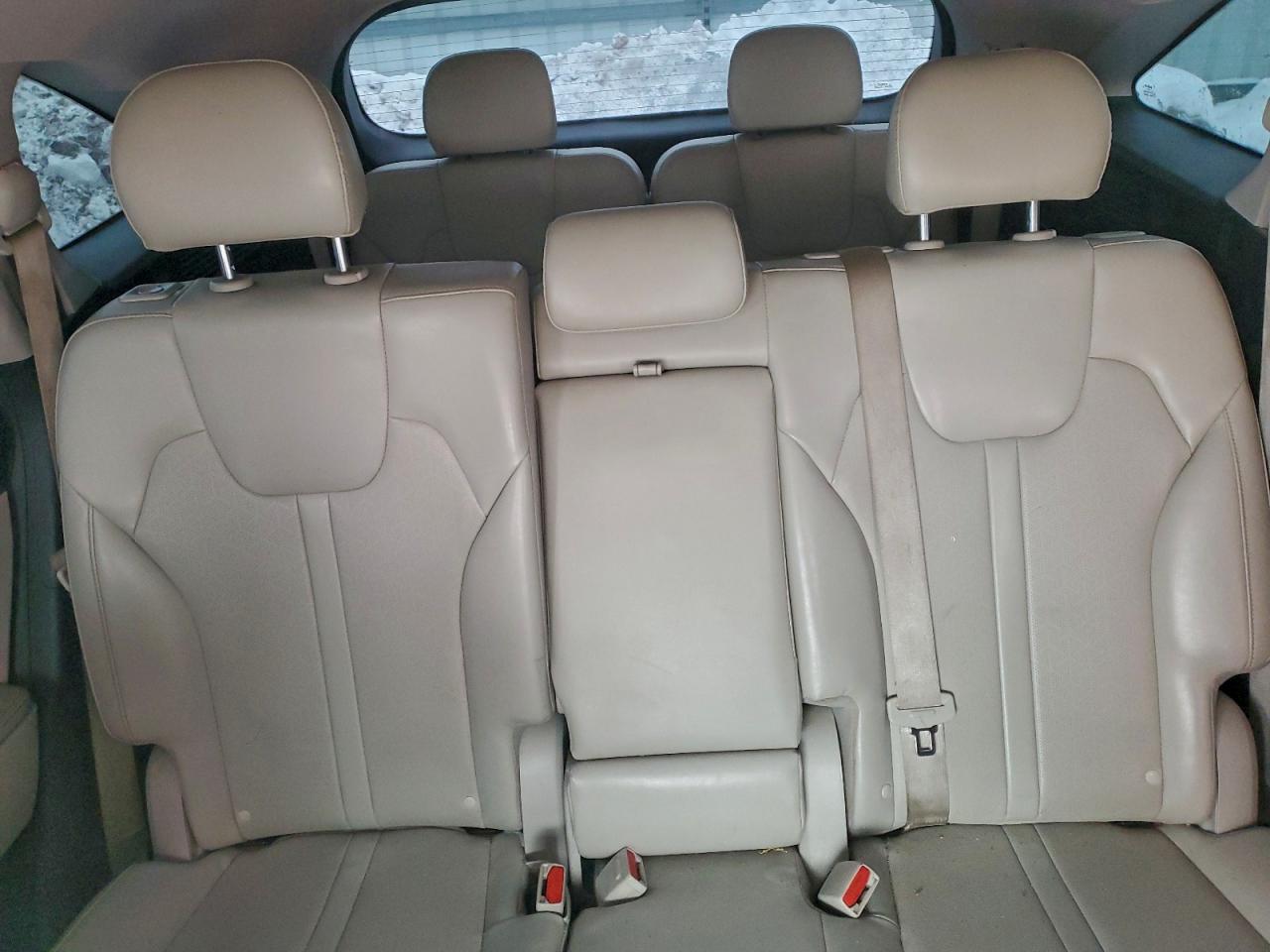 Kia Sorento S Image 13