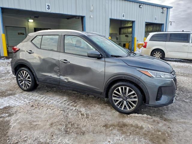 Nissan Kicks Sv Image 3