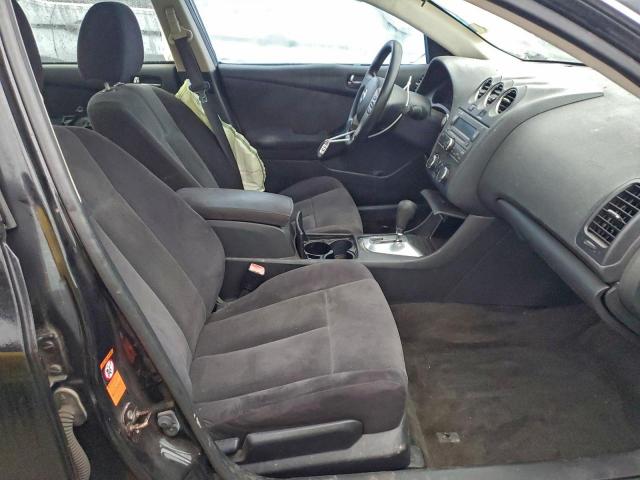 Nissan Altima 2.5 Image 7