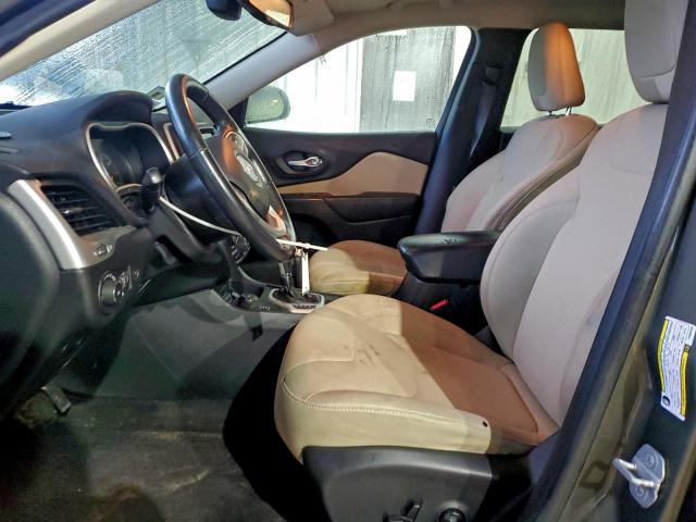 Jeep Grand Cherokee Latitude Image 12