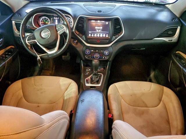 Jeep Grand Cherokee Latitude Image 4