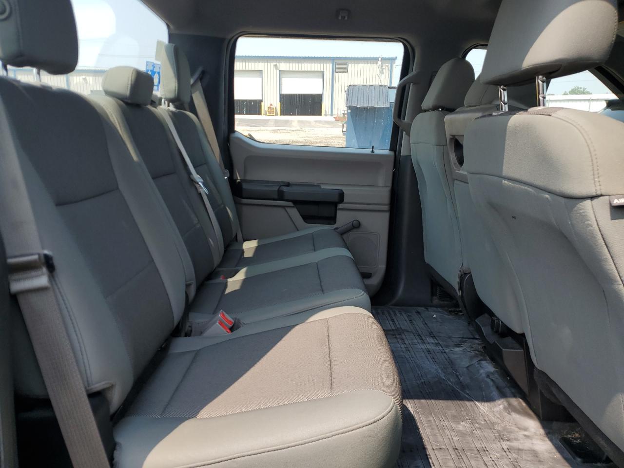 Ford F-150 Supercrew Image 10