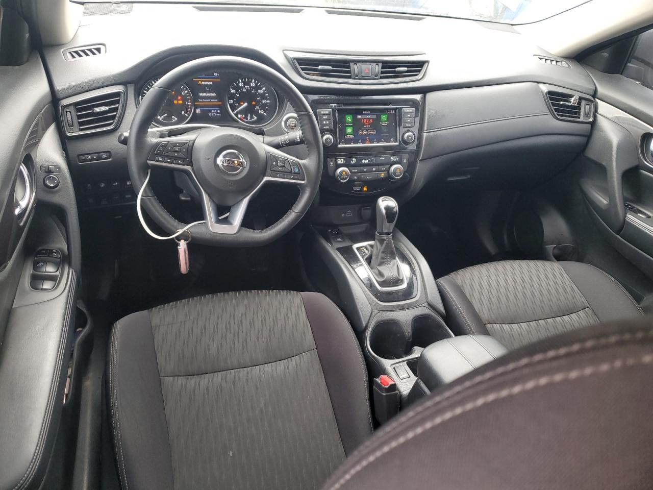 Nissan Rogue S Image 4