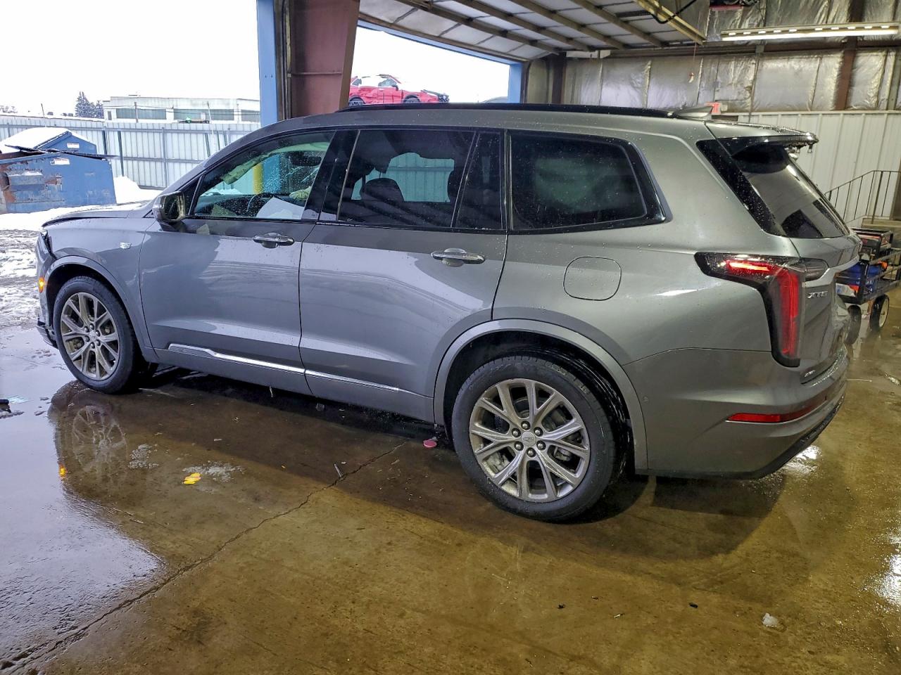 Cadillac XT6 Sport Image 2