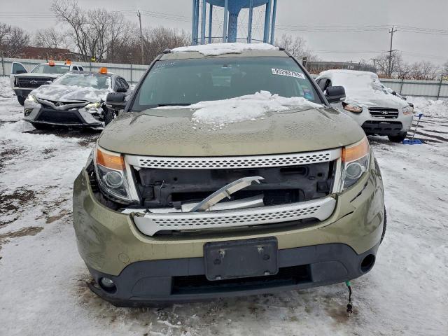 Ford Explorer Xlt Image 12