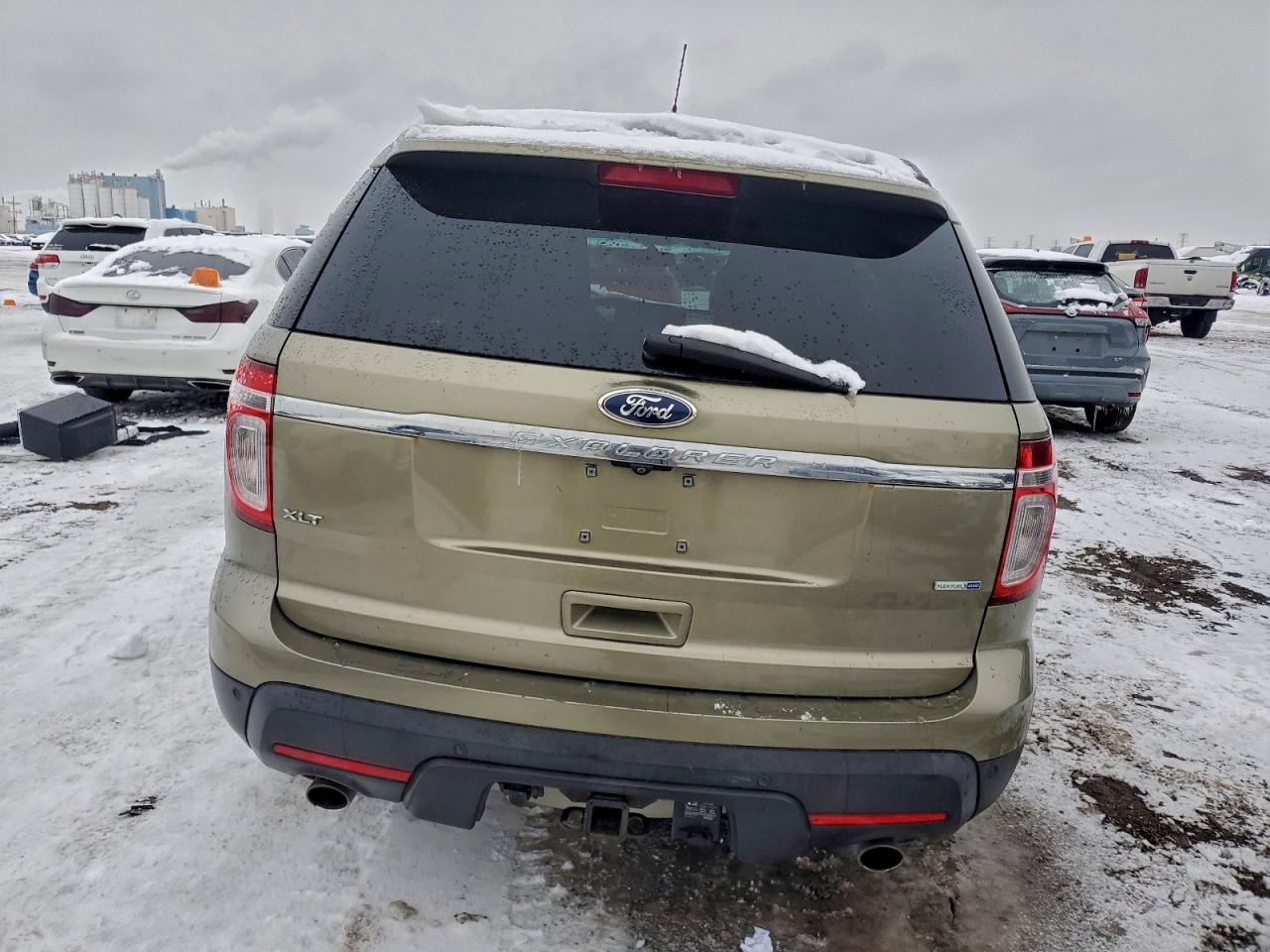 Ford Explorer Xlt Image 5