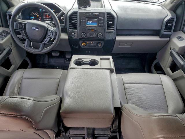 Ford F-150 Supercrew Image 7