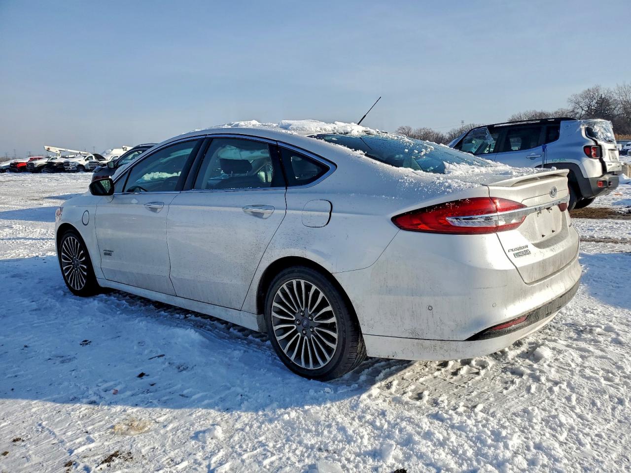 Ford Fusion Titanium Phev Image 2