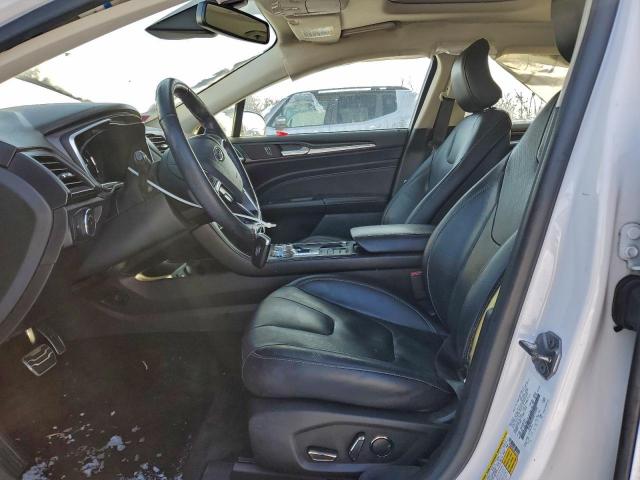 Ford Fusion Titanium Phev Image 6