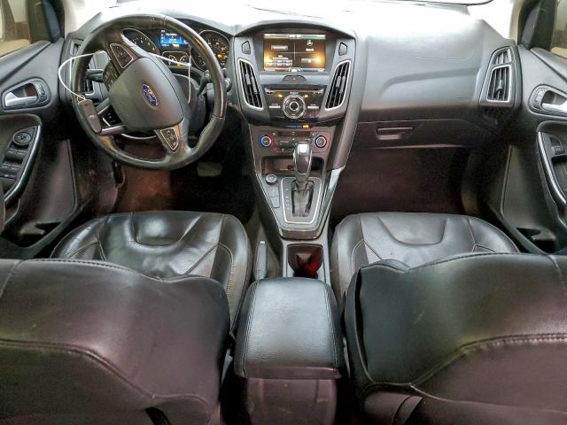 Ford Focus Titanium Image 10