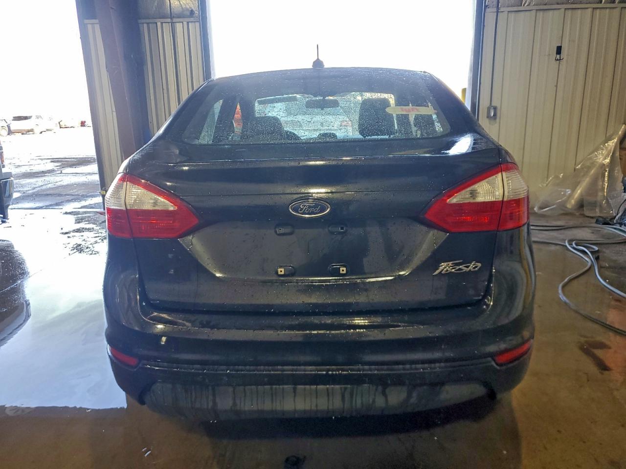 Ford Fiesta S Image 9