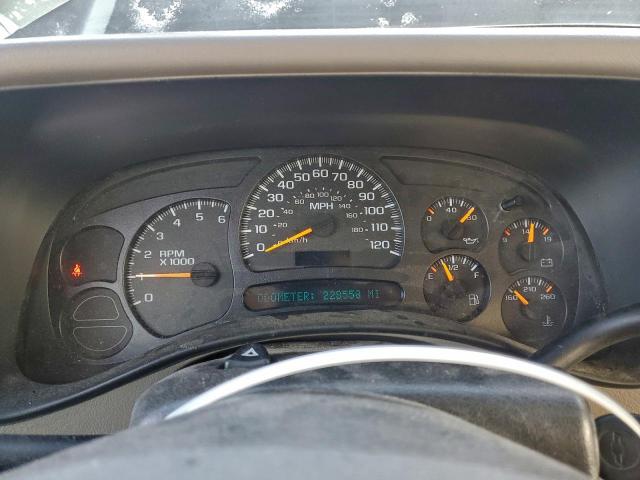 Chevrolet Silverado K1500 Image 9