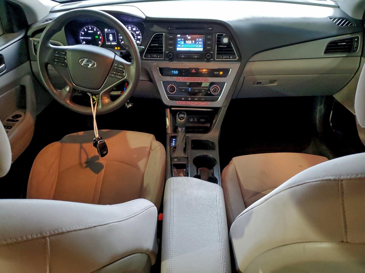 Hyundai SONATA Se Image 9