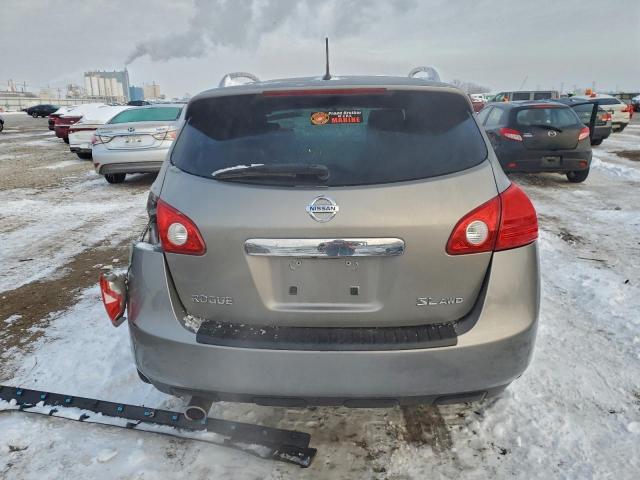 Nissan Rogue S Image 6