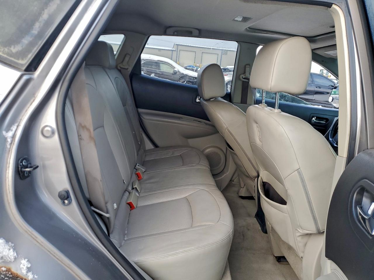 Nissan Rogue S Image 13