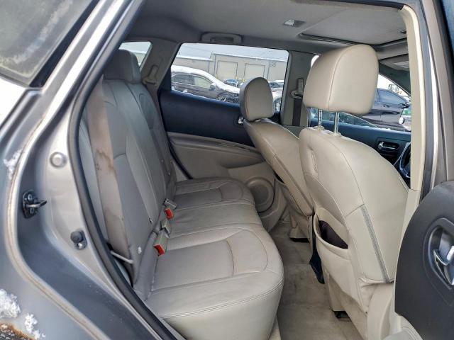 Nissan Rogue S Image 13