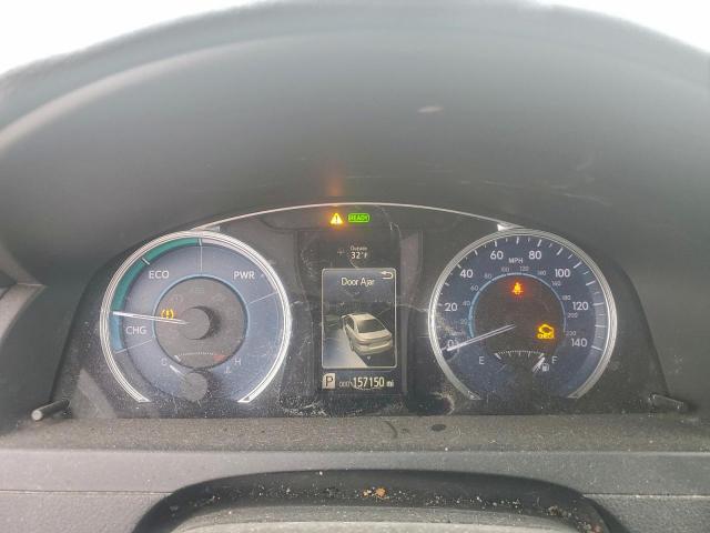 Toyota Camry Hybrid Image 3