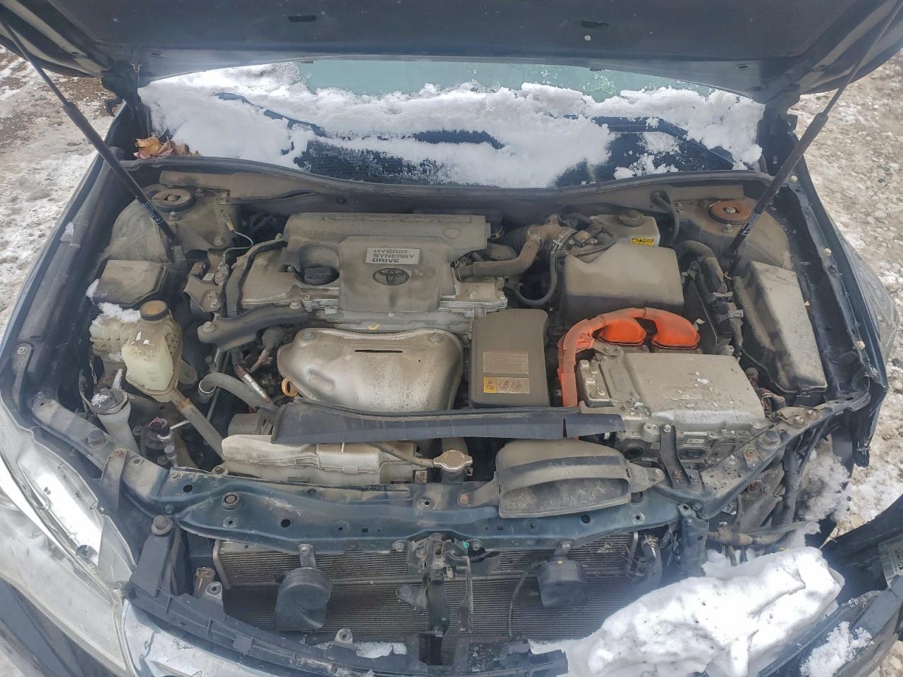 Toyota Camry Hybrid Image 7