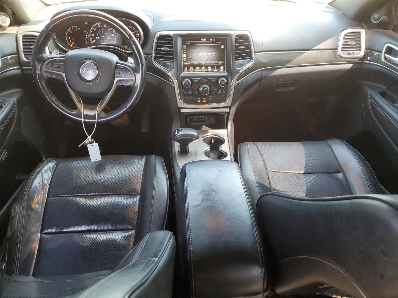 Jeep Grand Cherokee Overland Image 11