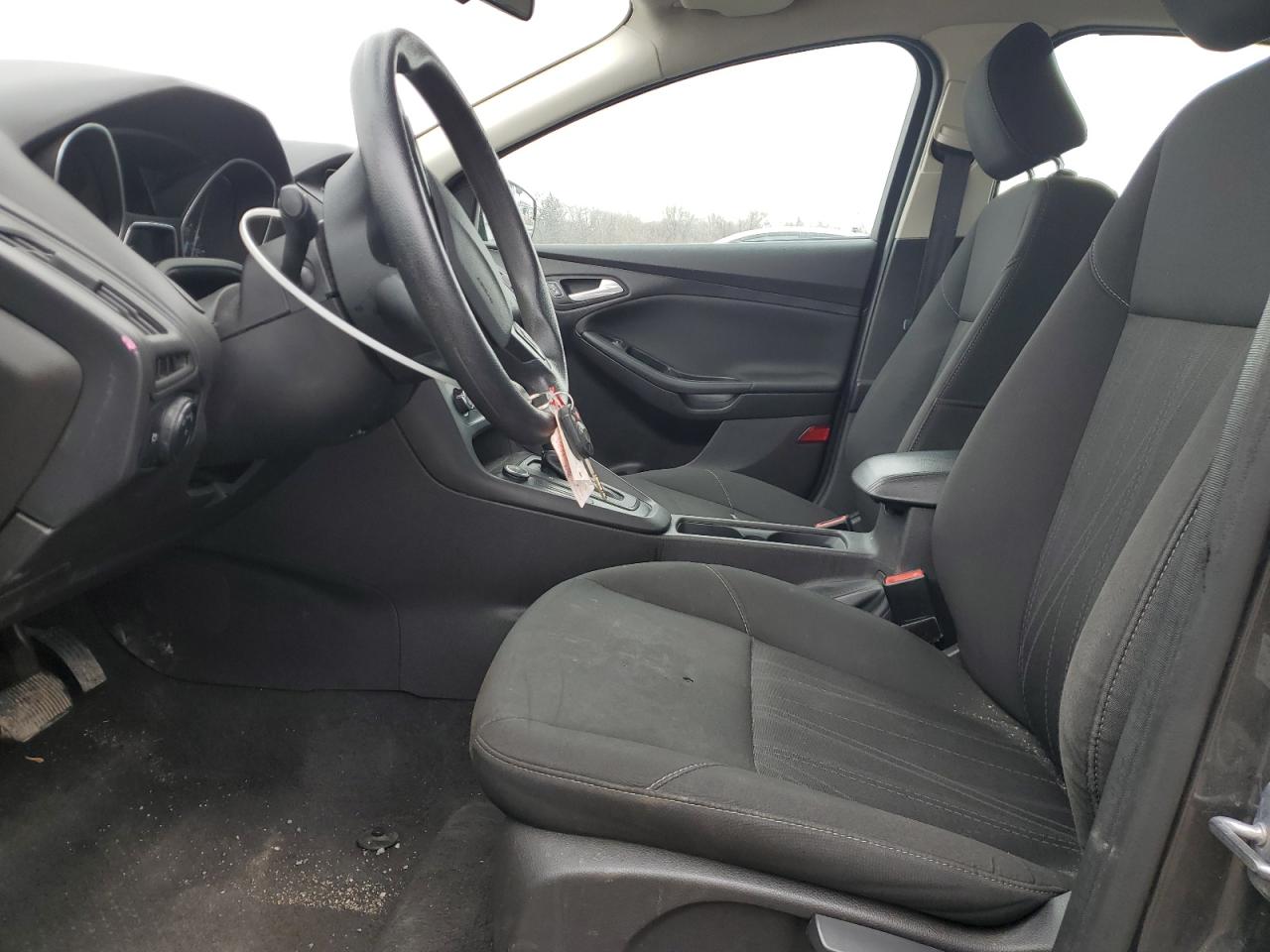 Ford Focus Se Image 10