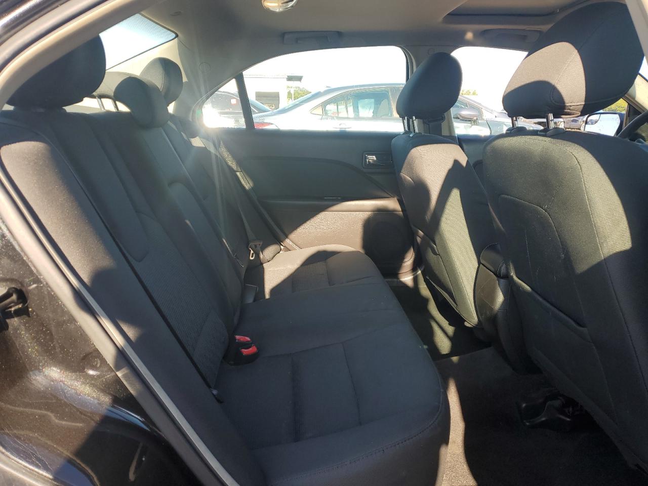 Ford Fusion Se Image 7