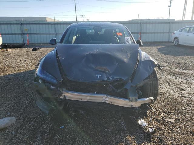 Tesla Model 3 Image 3