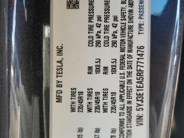 Tesla Model 3 Image 11