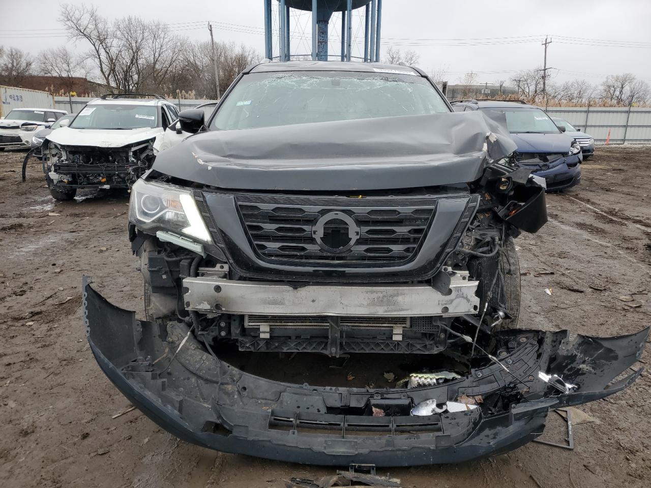 Nissan Pathfinder S Image 10