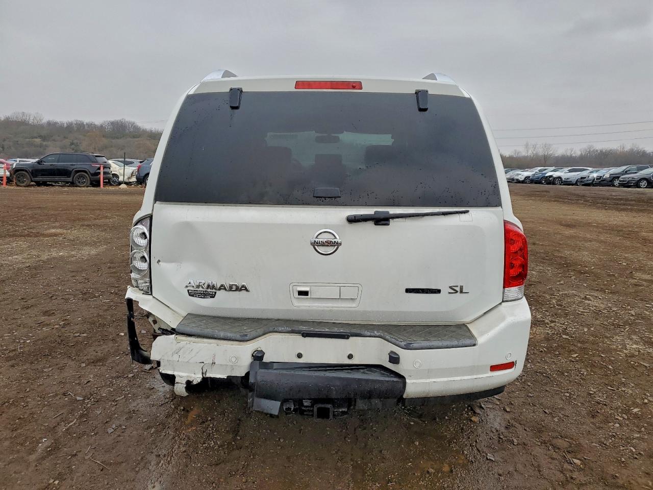 Nissan Armada Sv Image 9