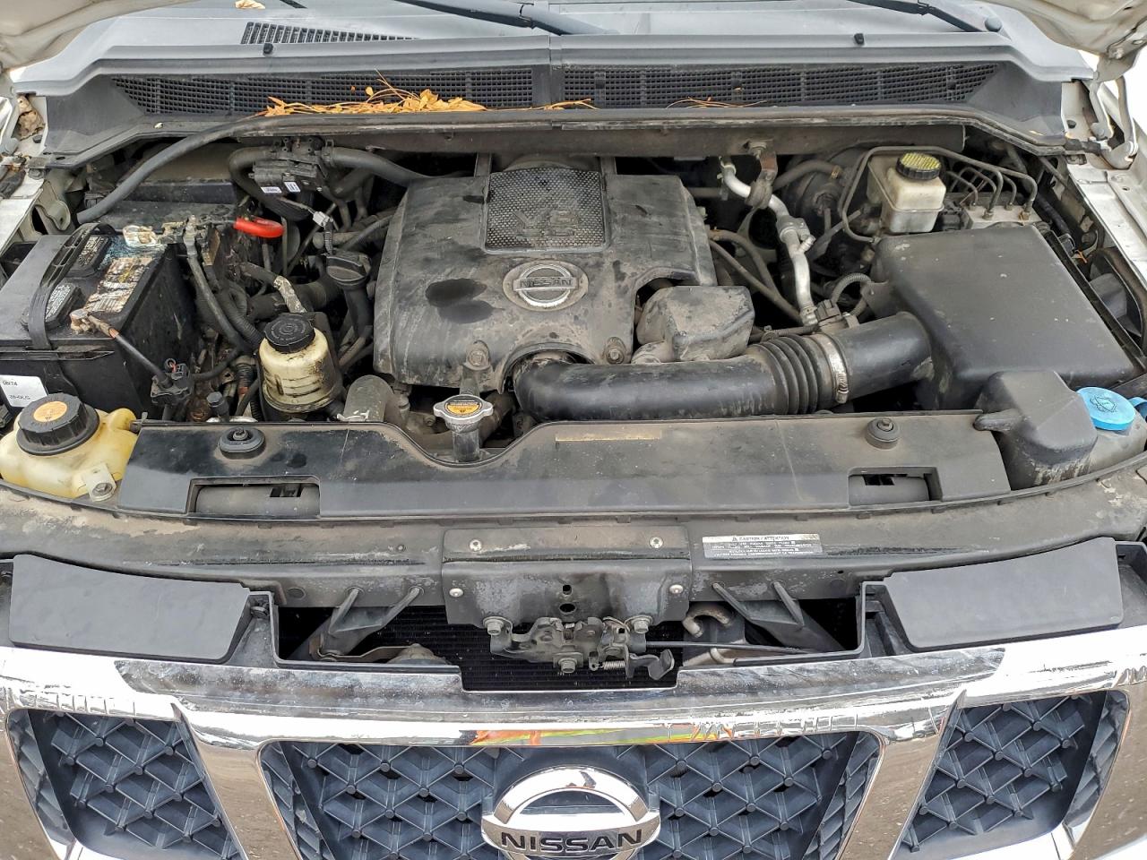 Nissan Armada Sv Image 8