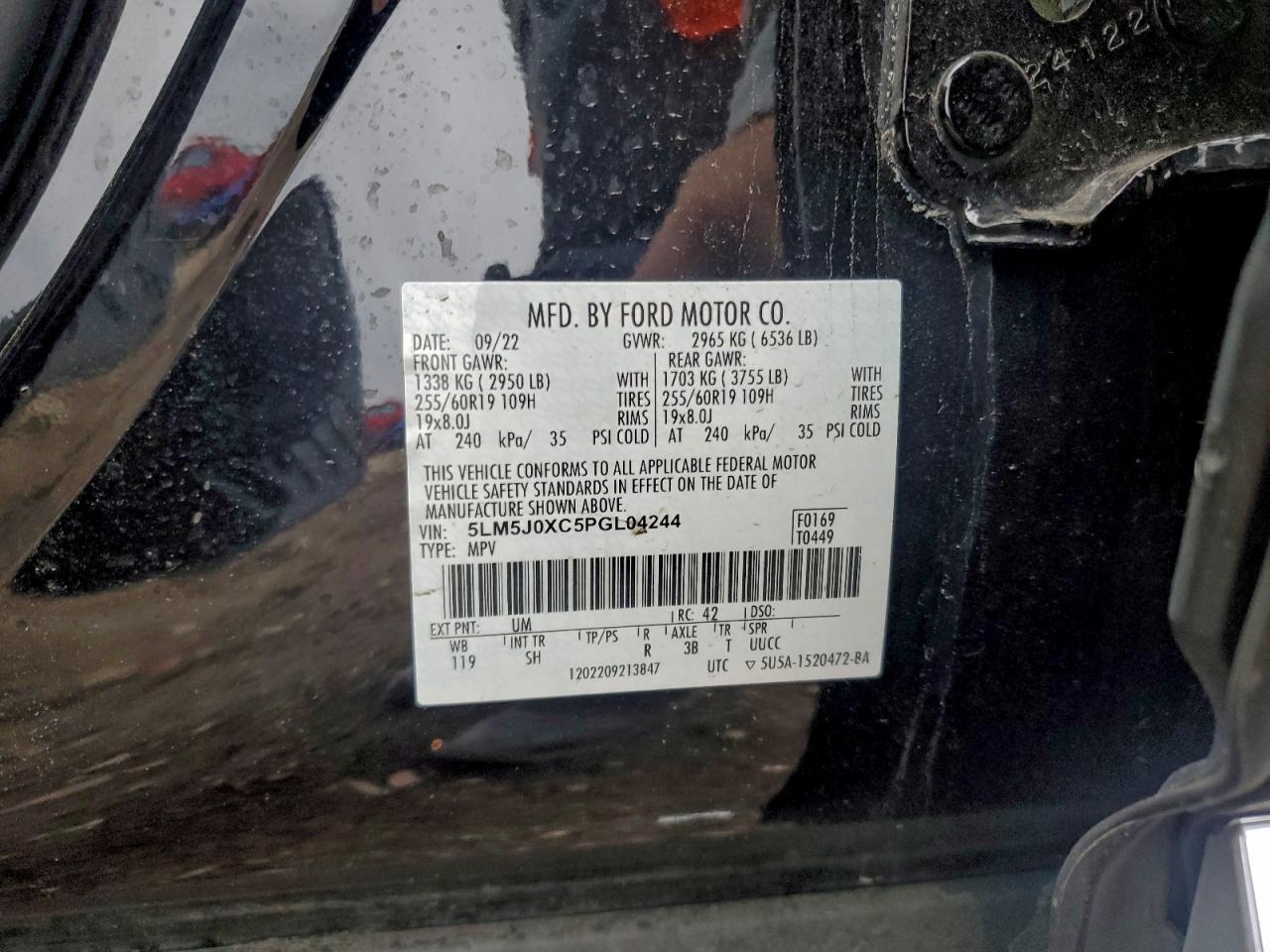 Lincoln Aviator Image 5