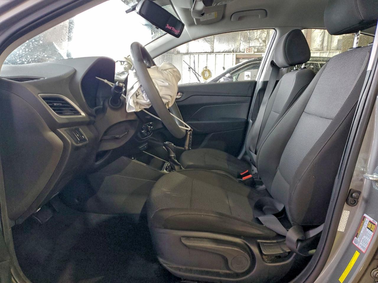 Hyundai ACCENT Se Image 6