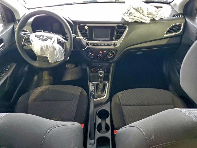 Hyundai ACCENT Se Image 4