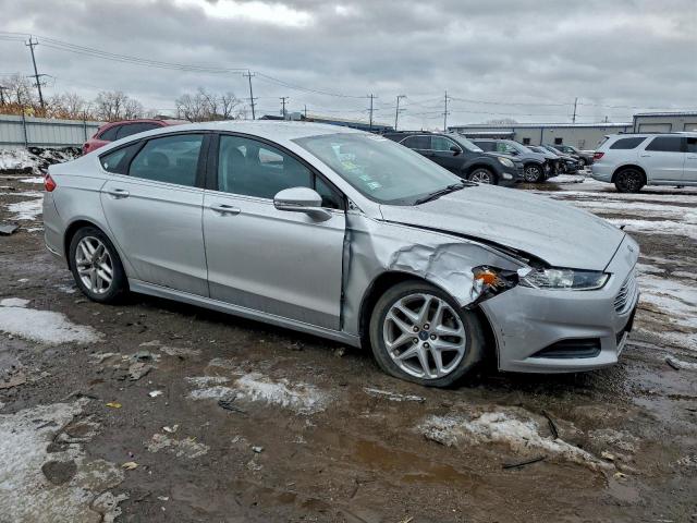 Ford Fusion Se Image 7