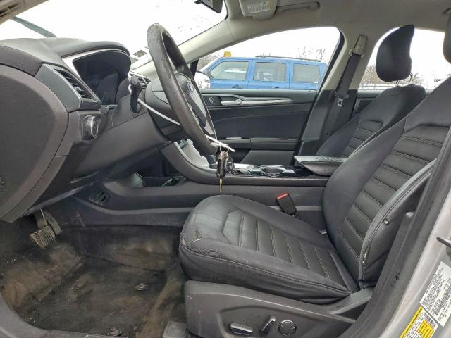 Ford Fusion Se Image 6