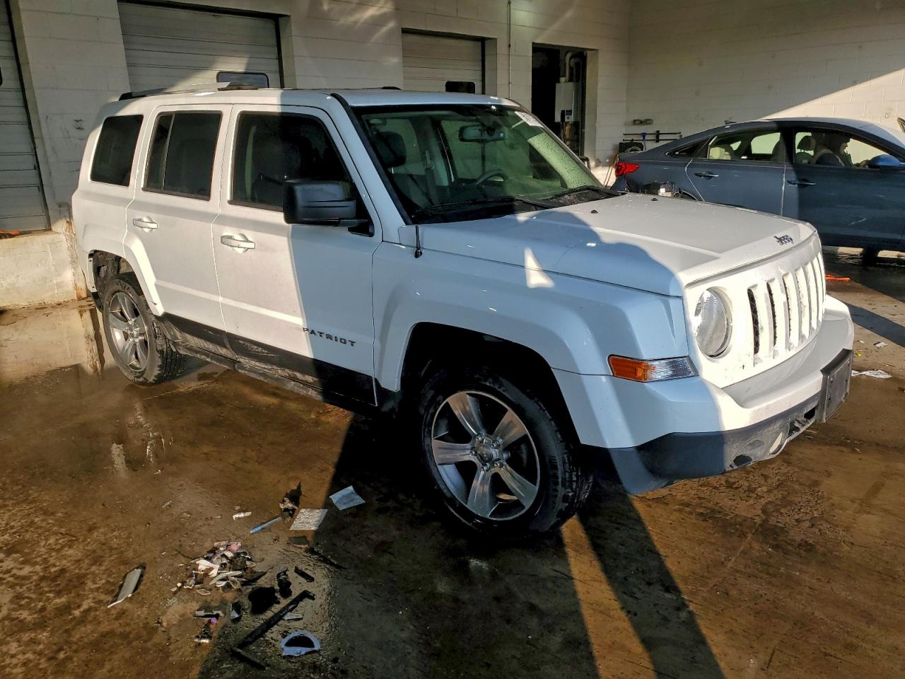 Jeep Patriot Latitude Image 5