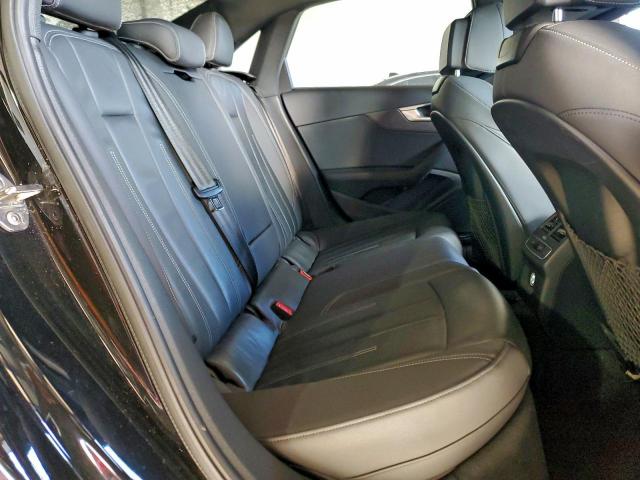 Audi A4 Premium Image 9