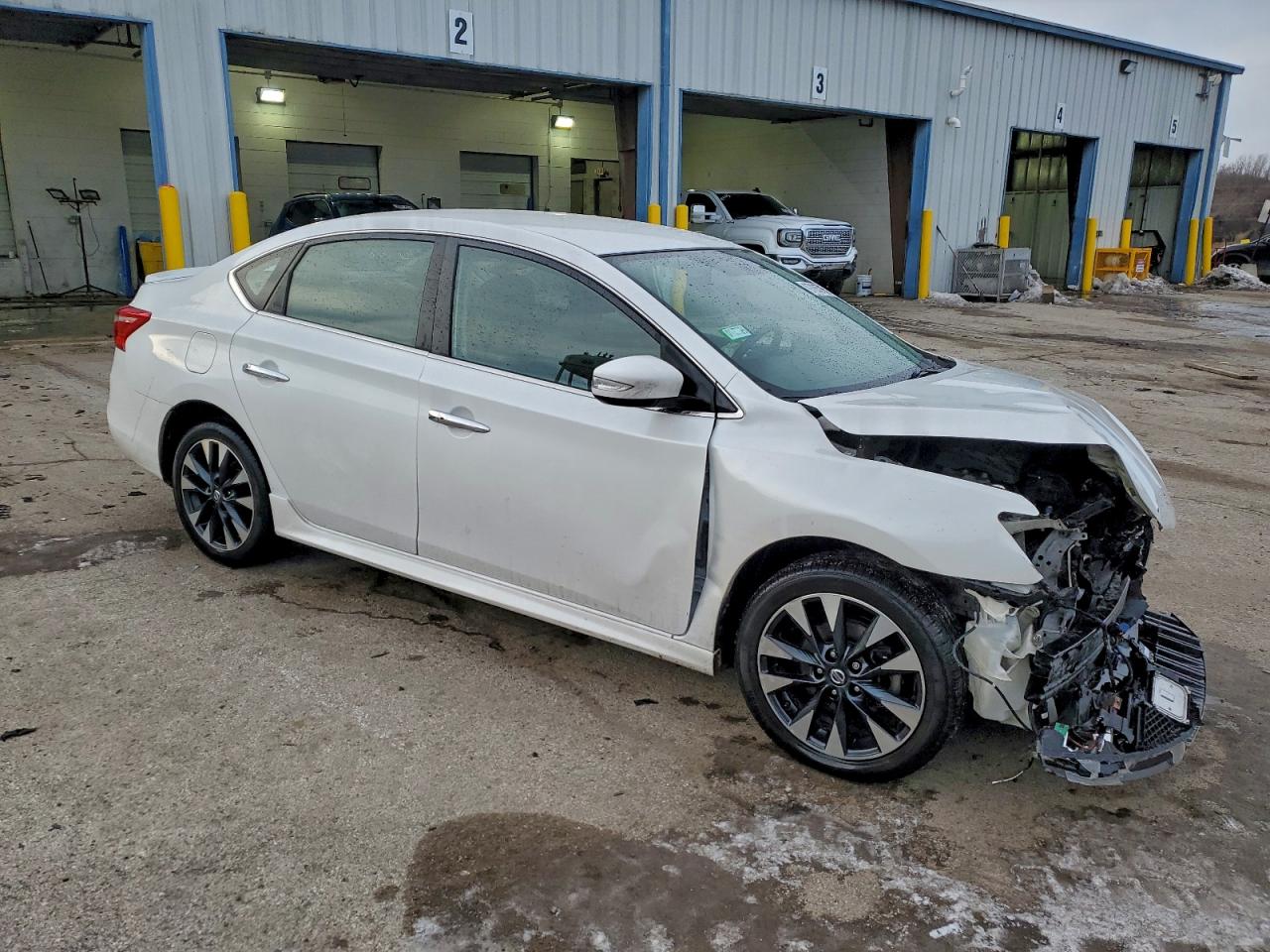 Nissan Sentra S Image 3