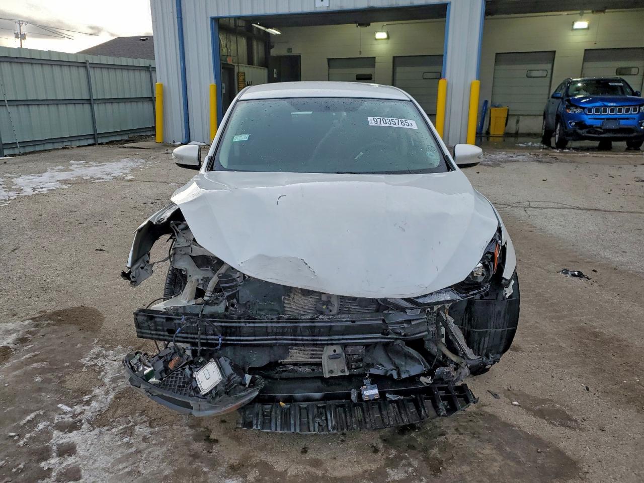 Nissan Sentra S Image 9