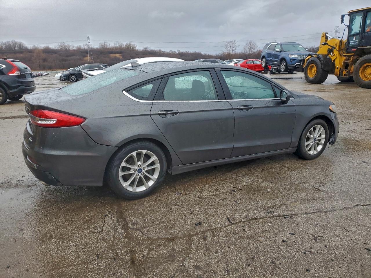 Ford Fusion Se Image 6