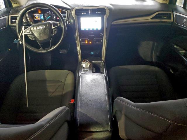 Ford Fusion Se Image 8